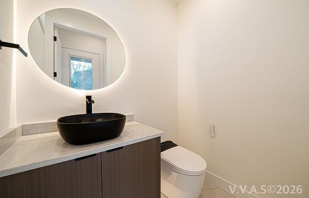 2837 W 31st Avenue MacKenzie Heights