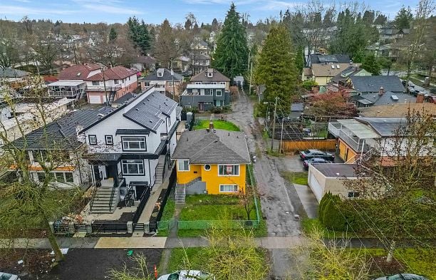 285 E 48th Avenue Main