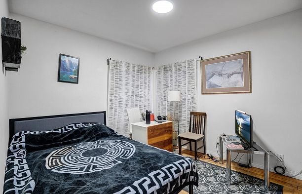 285 E 48th Avenue Main