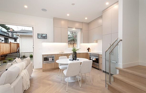 4424 W 4th Avenue Point Grey