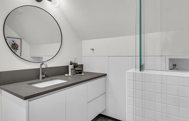 108 W 18th Avenue Cambie