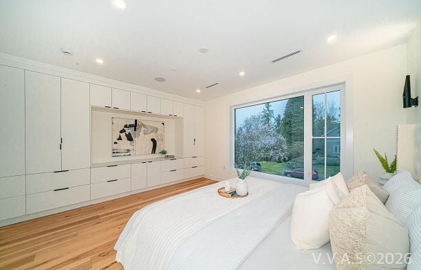 2837 W 31st Avenue MacKenzie Heights