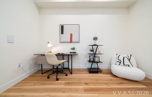 2837 W 31st Avenue MacKenzie Heights