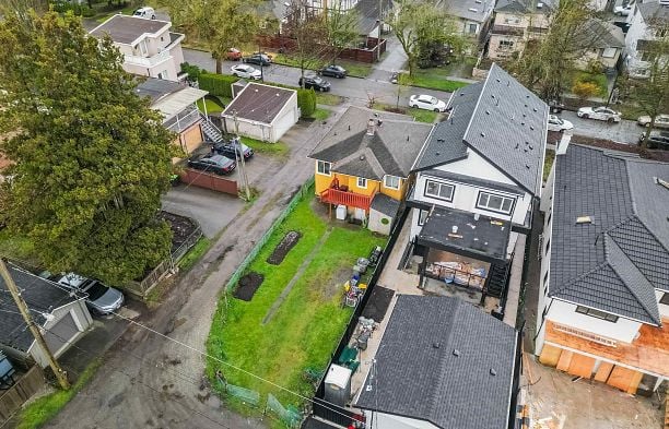 285 E 48th Avenue Main