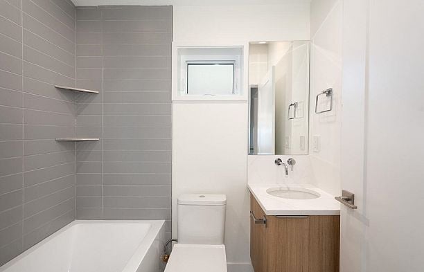 4424 W 4th Avenue Point Grey