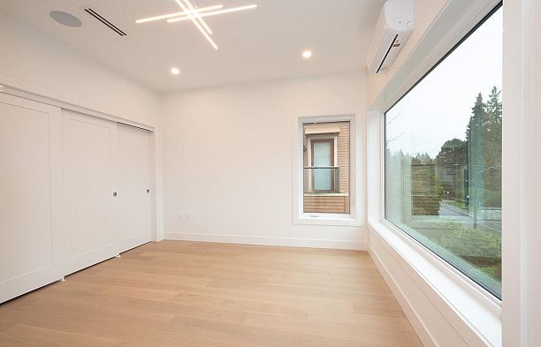 4426 W 4th Avenue Point Grey