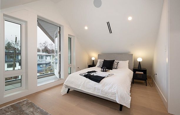 4424 W 4th Avenue Point Grey