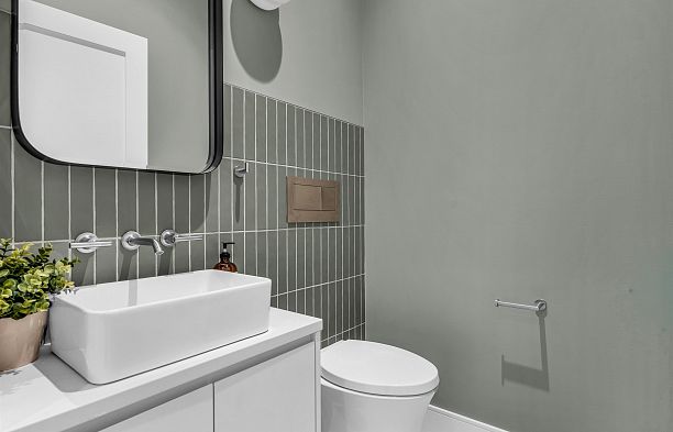 108 W 18th Avenue Cambie