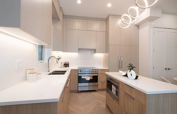 4426 W 4th Avenue Point Grey