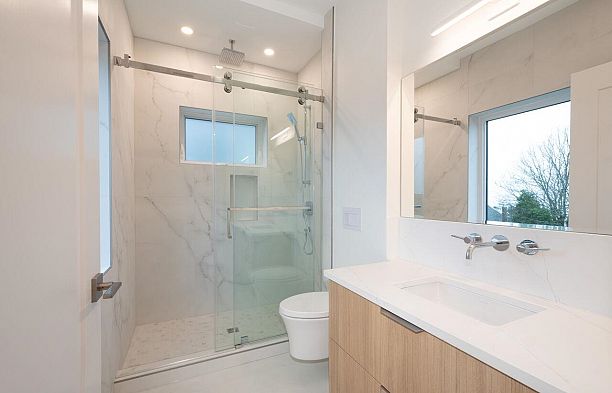 4426 W 4th Avenue Point Grey