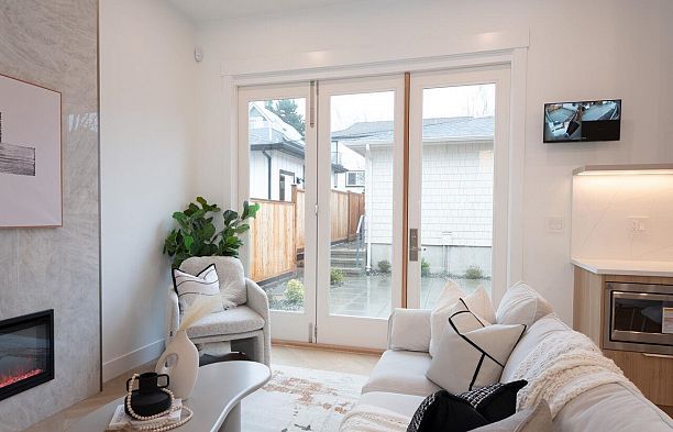 4424 W 4th Avenue Point Grey