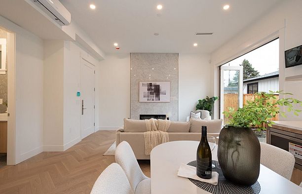 4424 W 4th Avenue Point Grey