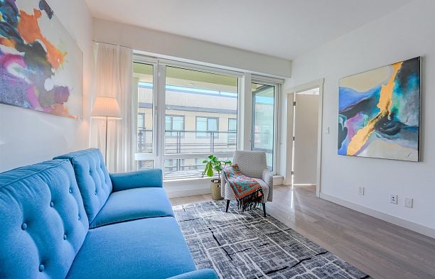 208 4408 Cambie Street Cambie