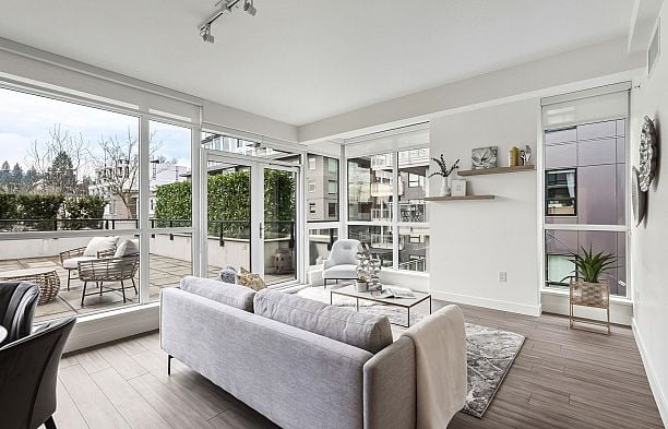 372 438 W King Edward Avenue Cambie