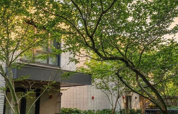 105 5383 Cambie Street Cambie