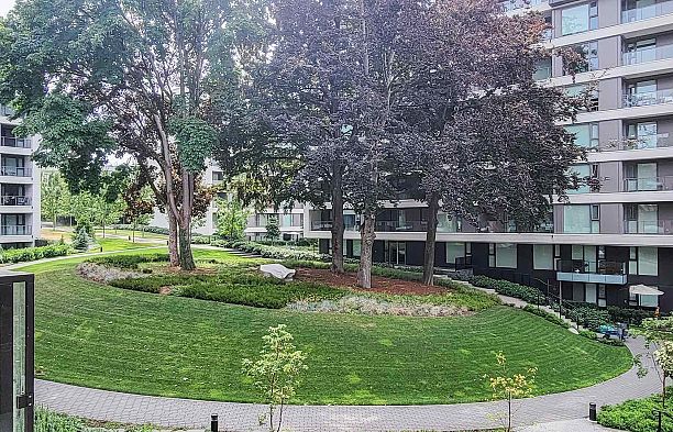 301 7128 Adera Street South Granville