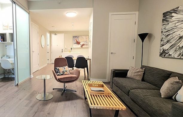 186 ATHLETES WAY, Vancouver BC V5Y 0B7 False Creek