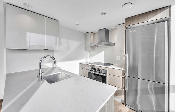 1405 1788 Columbia Street False Creek