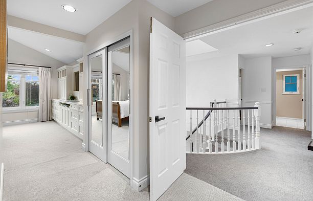 2318 Oliver Crescent Arbutus