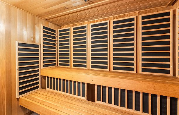 2318 Oliver Crescent Arbutus