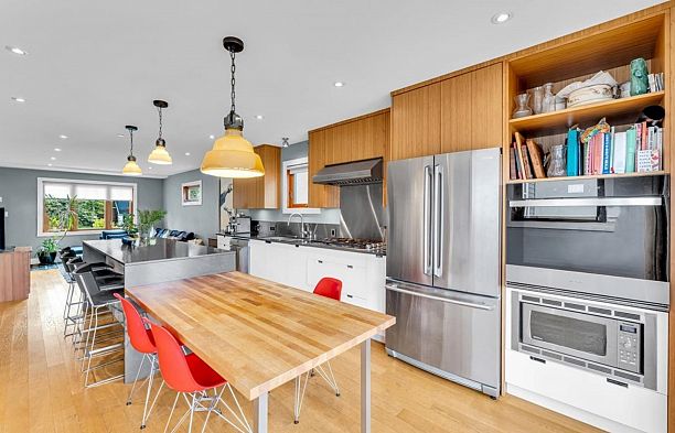 57 W 17th Avenue Cambie