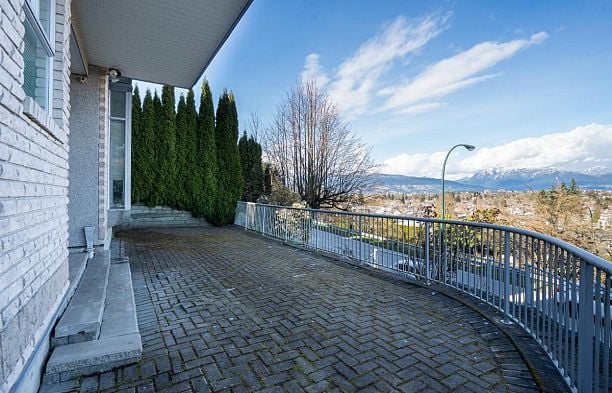 2856 W King Edward Avenue Arbutus