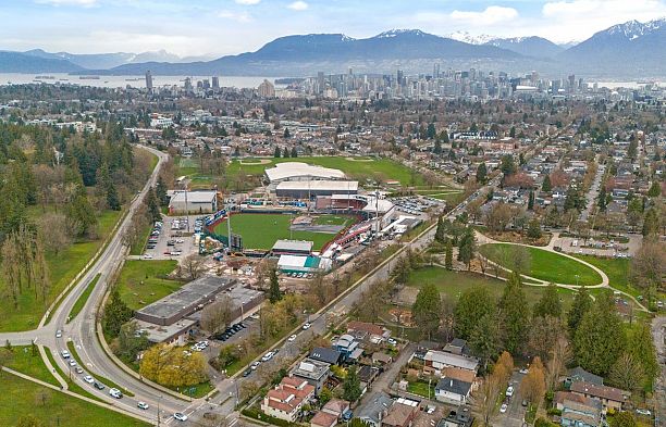 205 5089 Quebec Street Main