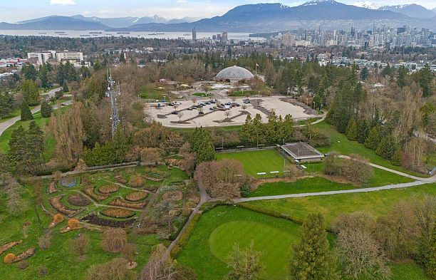 205 5089 Quebec Street Main