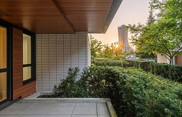 105 5383 Cambie Street Cambie