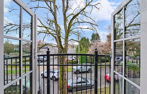 204 1009 Laurier Avenue Shaughnessy