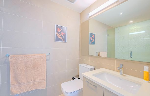 208 4408 Cambie Street Cambie