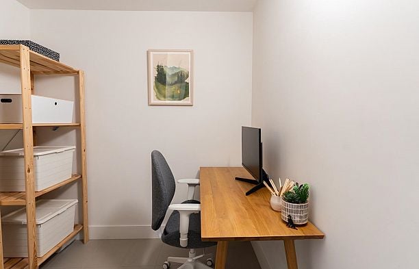 205 5089 Quebec Street Main