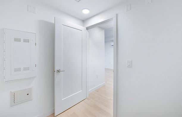 871 33 Avenue Cambie