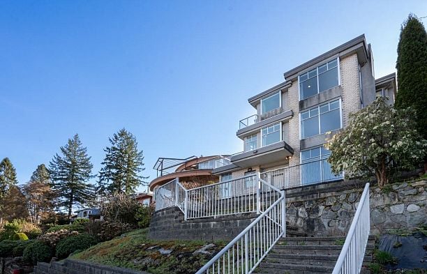 2856 W King Edward Avenue Arbutus