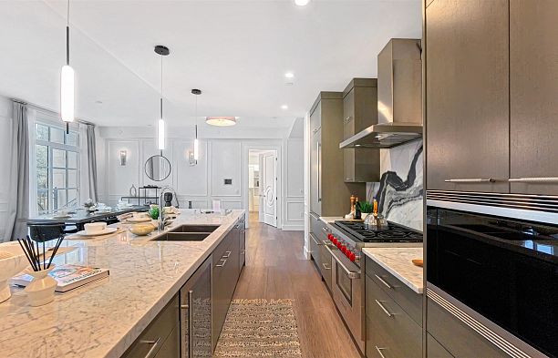 204 1009 Laurier Avenue Shaughnessy