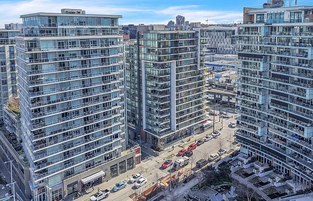 1405 1788 Columbia Street False Creek