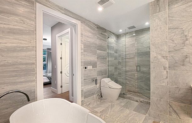 204 1009 Laurier Avenue Shaughnessy