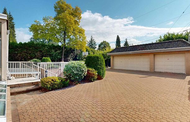 1510 W 33rd Avenue Shaughnessy