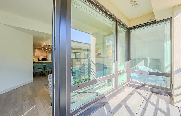 208 4408 Cambie Street Cambie