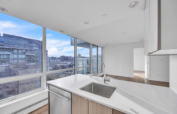 1405 1788 Columbia Street False Creek