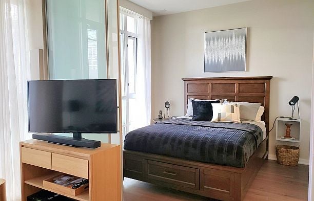 186 ATHLETES WAY, Vancouver BC V5Y 0B7 False Creek