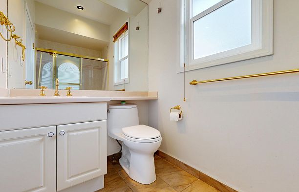 1510 W 33rd Avenue Shaughnessy