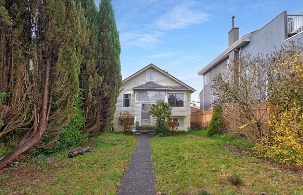 7405 West Boulevard S.W. Marine