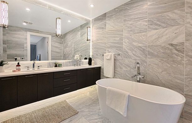 204 1009 Laurier Avenue Shaughnessy