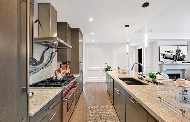 204 1009 Laurier Avenue Shaughnessy