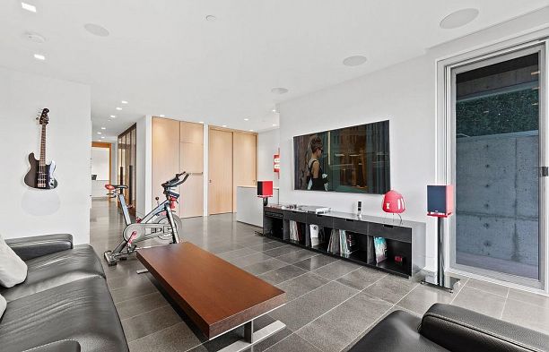 2705 W 30th Avenue MacKenzie Heights