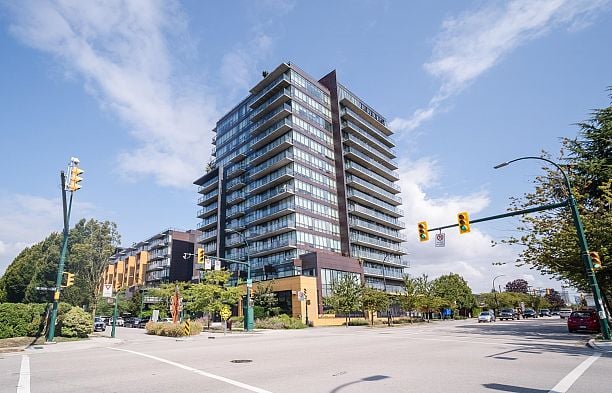 1502 8588 Cornish Street S.W. Marine