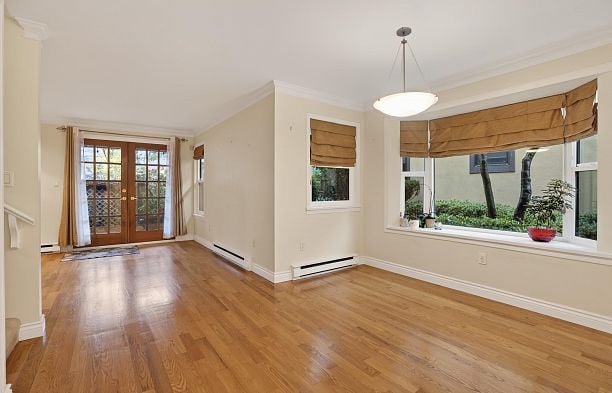 4 3301 W 16th Avenue Kitsilano