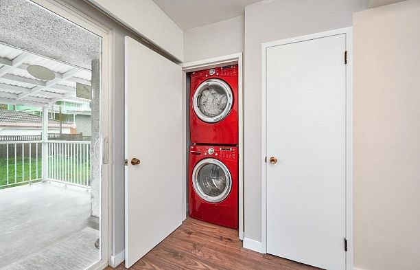 50 E 37th Avenue Main