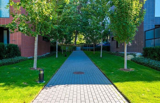 311 7228 Adera Street South Granville